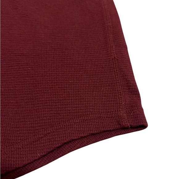 Men’s American Eagle Outfitters Maroon Long Sleeve Tee - Picture 5 of 5